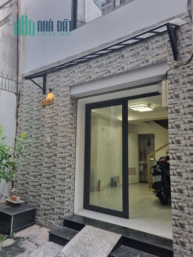 Bán nhà ngộp Trần Hưng Đạo Quận 5 5 tầng BTCT HXH 3PN 3wc chỉ nhỉnh 5 tỷ