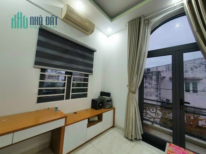Bán nhà q9, gần Lê Văn Việt, HXH 8m--52M2--3 tầng--phân lô. Chỉ 6 tỷ TL tốt