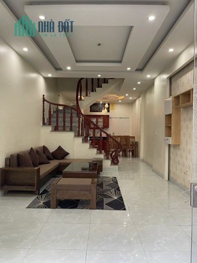 Bán nhà ngõ 33 Kiều Sơn, diện tích 48m 3 tầng GIÁ 2.5 tỉ ô.tô đỗ tận cửa