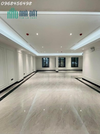 Chính Chủ Bán Toà Nhà Văn Phòng Phố Nguyễn Văn Cừ Đẳng Cấp Nhất Long Biên, 7 Tầng Thang Máy, DT