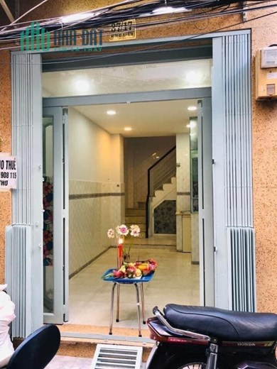 Cho thuê nhà nguyên căn 1 trệt 3 lầu hẻm 37 Hồ Thị Kỷ, Phường 1, Quận 10