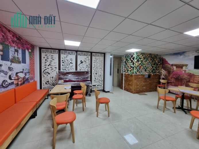 Bán nhà Lạc Long Quân, Tây Hồ. 74m2x8; MT7m; giá 25 tỷ. Phương