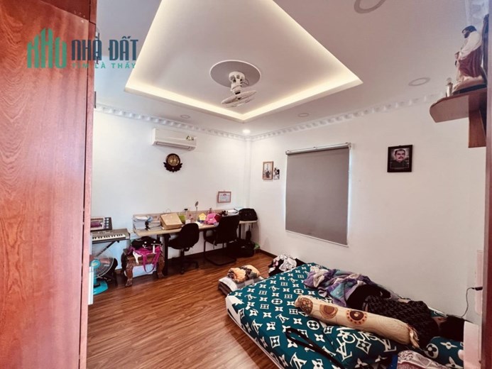 Phú Thọ Hoà, Tân Phú, 3 Tầng, 64m2, Nhà mới Ở Ngay, 4 Tỷ xx