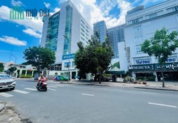 HẺM Ô TÔ SÁT MT, 42M2, 3 TÀNG, ĐINH TIÊN HOÀNG, P. ĐA KAO Q1