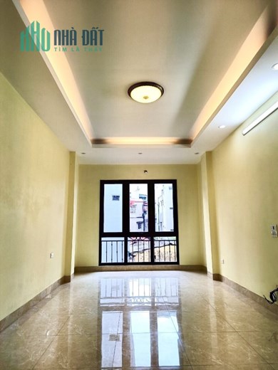 Bán nhà phố Cát Linh - Đống Đa, nhà mới 6 tầng, 10m ô tô, 20m ra mặt phố.