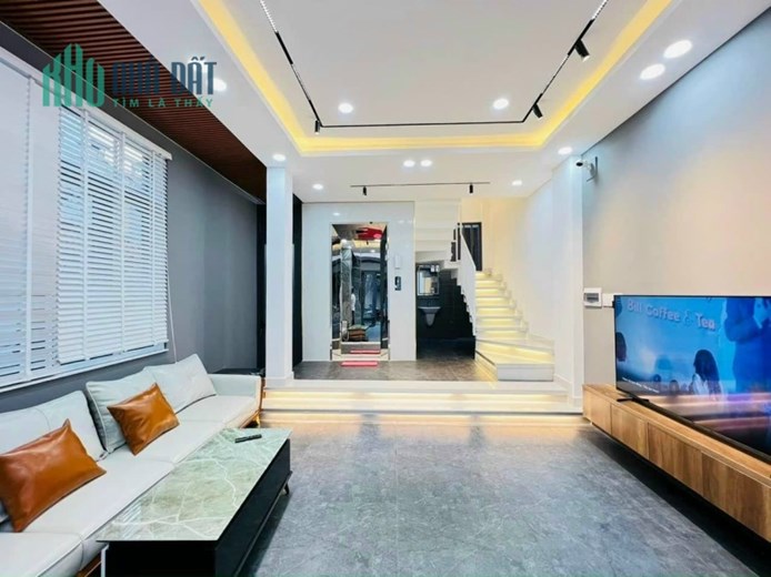 CHỦ NGỘP GIẢM 2.2TỶ - MẶT TIỀN PHAN VĂN TRỊ, F.10 - 72M2, NGANG 4.2M - CHỈ 10.7 TỶ