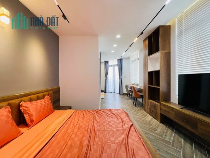 CHỦ NGỘP GIẢM 2.2TỶ - MẶT TIỀN PHAN VĂN TRỊ, F.10 - 72M2, NGANG 4.2M - CHỈ 10.7 TỶ