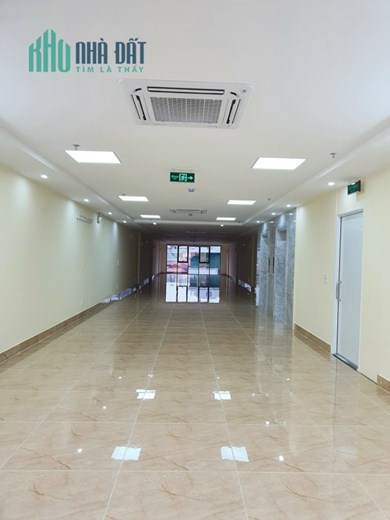 Bán nhà Phố Hoàng Cầu, Đống Đa 500m, 11 tầng, mt 18m. Giá: 200 tỷ