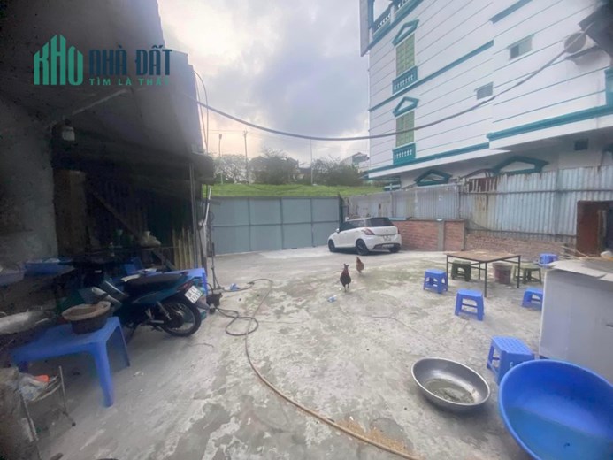 bán đất mặt phố Ngọc Thuỵ-Long Biên,diện tích 310m, mặt tiền 11m, full thổ cư