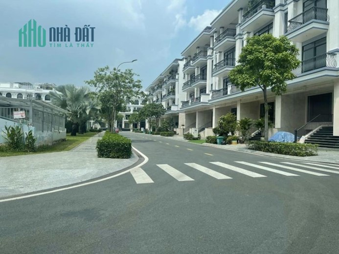 VẠN PHÚC CITY GIÁ TỐT NHẤT.  NHỈNH 28TỶ. 198M. 5 TẦNG. CÓ THANG MÁY