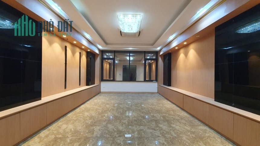 BÁN NHÀ MẶT PHỐ TRUNG KÍNH 65M2 x 7 TẦNG - VỈA HÈ ĐÁ BÓNG - KINH DOANH SẦM UẤT, 31 TỶ