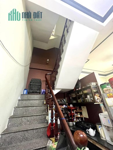 Chuyển chỗ ở bán gấp nhà Tô Hiến Thành, Quận 10, 41m2, 3 tầng, chỉ 4 tỷ 600