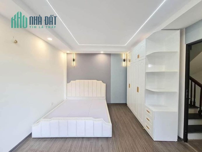 Bán nhà nhỏ xinh đường Bà Triệu, Q. Hà Đông, 35m2, giá 3.1 tỷ.