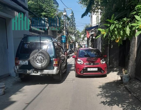 Nhà Hoàng Diệu 2 chiều kiệt 5m, gần MT, 70m2, 3 tầng đẹp, Kinh doanh, 5.x tỷ