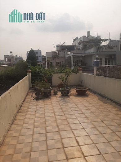 Bán Nhà MTKD Gần Chợ Tân Hương, Quận Tân Phú. 92m2, 3 Tầng, giá thành rẻ, Chỉ 9 Tỷ