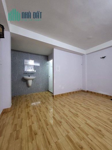 .Nhà Trưng Nữ Vương, K trước nhà 4m, 40m2, 2.5 tầng, 2.x tỷ