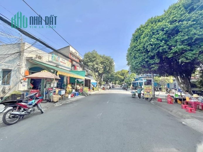 Mặt tiền Kinh Doanh 43m2 Tân Quy Quận 7 giá 8.2 tỷ