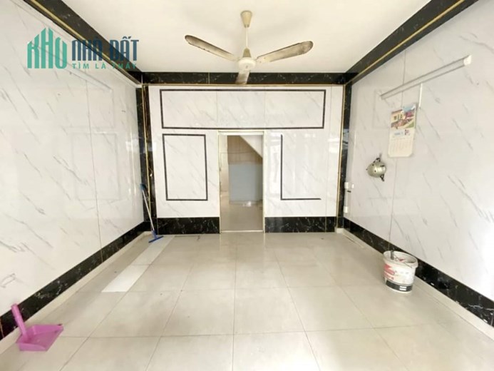 Mặt tiền Kinh Doanh 43m2 Tân Quy Quận 7 giá 8.2 tỷ