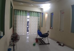 Bán Nhà 2 Tầng - Cổng Lớn - Ban Công Rộng - Nhỉnh 5 Tỷ - Hòa Hưng - Quận 10 - 0902934079