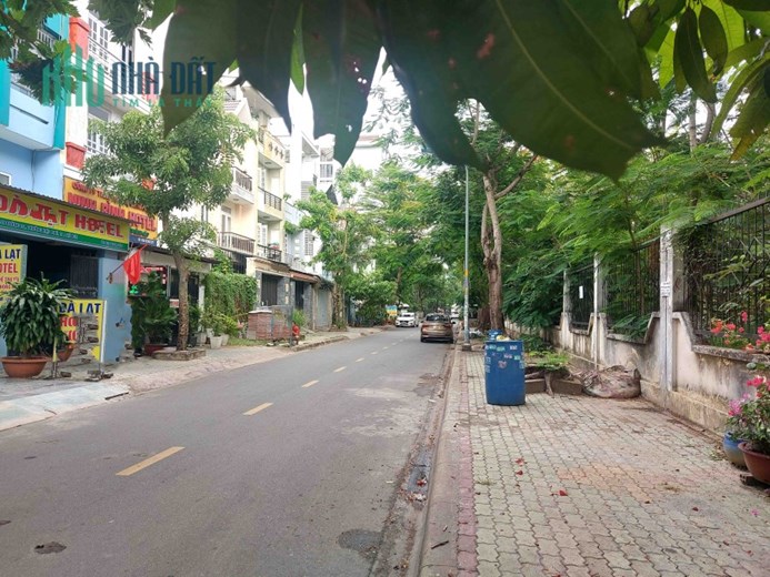 Mặt Tiền Kinh Doanh Gần Xa Lộ Hà Nội - 105m2 – 3 Tầng – Ngang 5m - Chỉ 8.5 Tỷ_ Giá Cũ 10.8 Tỷ