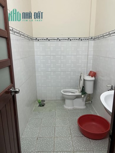 CHỈ 4.1 TỶ CÓ NHÀ 3 TẦNG 4X10 - 3PN, HXH - LÊ VĂN QUỚI.
