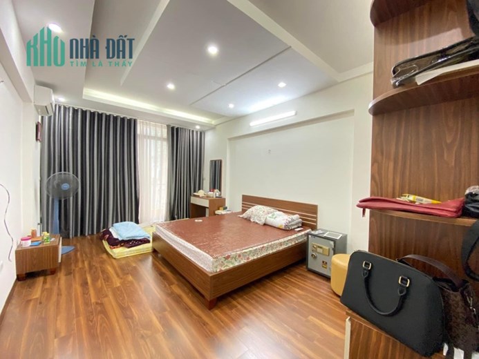 Tin nổi không? Nguyễn Chí Thanh, 2 mặt ngõ, oto, nhà đẹp, ngõ thông, 43m, 4T, 5.55 tỷ