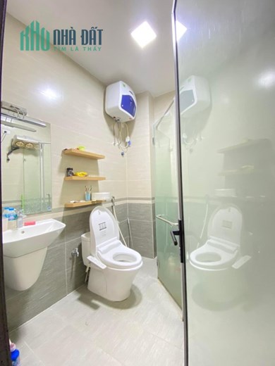 Tin nổi không? Nguyễn Chí Thanh, 2 mặt ngõ, oto, nhà đẹp, ngõ thông, 43m, 4T, 5.55 tỷ