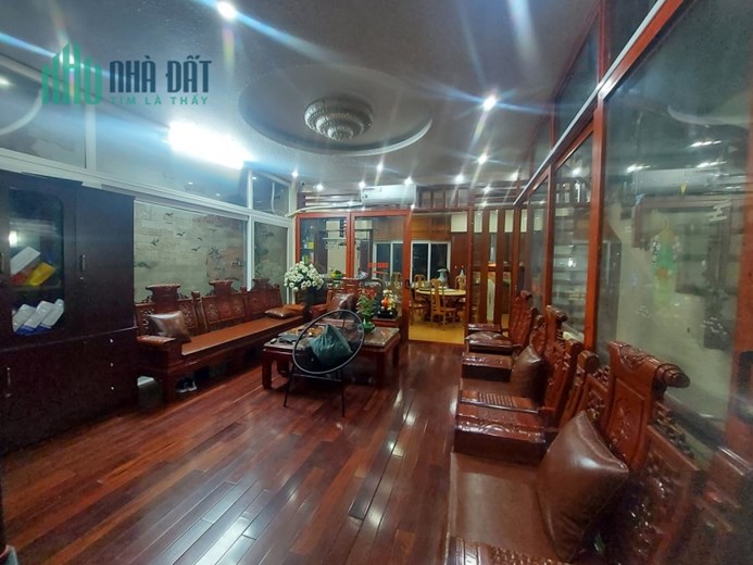 BÁN NHÀ TƯ ĐÌNH 150M 5 TẦNG  CHỈ 15 TỶ NHÀ PHÂN LÔ Ô TÔ TRÁNH, CÓ Ô CHỜ THANG MÁY DIỆN TÍCH RỘNG, Ở