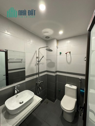 Bán Nhà Nam Từ Liêm 5 Tầng 30m2 - NHÀ MỚI ĐẸP - NGÕ 3 GÁC - GIÁ RẺ - LH 0392569368