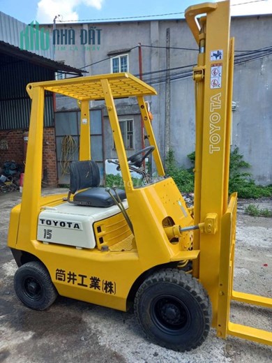 Toyota fd15 máy dầu số sàn khung nâng 4m Xã Tân Phú Trung, Huyện Củ Chi, Tp Hồ Chí Minh
