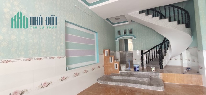 Chính chủ bán nhà liền kề có 5 phòng + tầng trệt rộng tại Phong Điền, Cần Thơ.