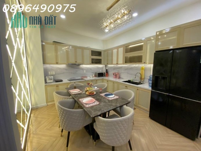 SIÊU PHẦM - TRƯỜNG Công ĐỊnh- Tân Bình - Xem là chốt -  XE HƠI ĐỖ CỔNG - SÁT MẶT TIỀN - 47m2 -