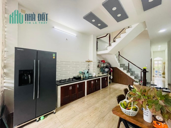 HƠN 120M2 - VỊ TRÍ ĐẸP - HXH TRÁNH THẠNH LỘC QUẬN 12 - 3 TẦNG BTCT, 4 PN - TƯƠNG LAI NHÀ MẶT TIỀN
