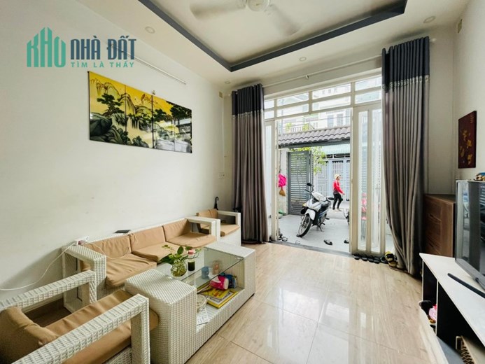 HƠN 120M2 - VỊ TRÍ ĐẸP - HXH TRÁNH THẠNH LỘC QUẬN 12 - 3 TẦNG BTCT, 4 PN - TƯƠNG LAI NHÀ MẶT TIỀN