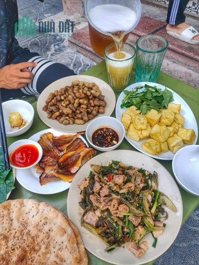 SANG NHƯỢNG 50% CỔ PHẦN QUÁN BIA HƠI