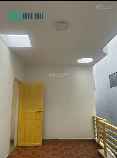 Gấp lắm! Nguyễn Khang gần hồ, 50m ra phố chợ, ngõ ba gác tránh, 38m2, 5T, chỉ 4tỷ5