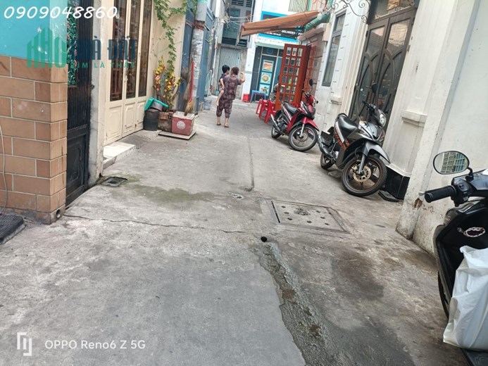 BÁN NHÀ CẤP 4 HXH CÔ GIANG PHÚ NHUẬN-NGANG GẦN 6M  3PN  GIÁ CHỈ 5.4 TỶ