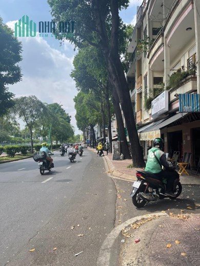 HẺM Ô TÔ-SÁT MẶT TIỀN-TT QUẬN 3-3PN-3WC-CHỈ 3,7 TỶ
