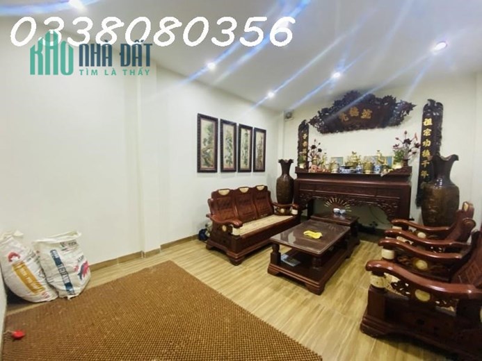Bán nhà mặt hồ Văn Chương, ô tô tránh, vỉa hè, view hồ,  DT 79m2 x 5 tầng, MT 8,5m.