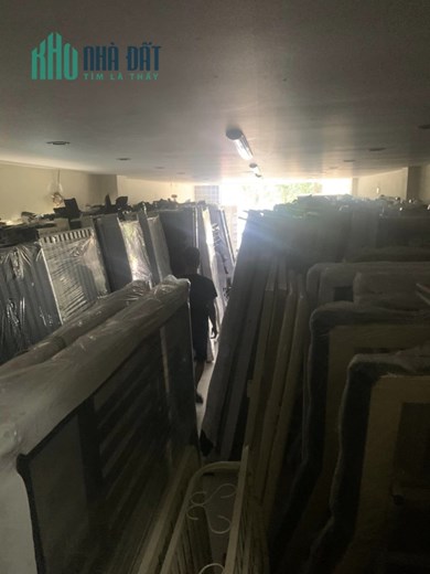 Cho thuê nhà MP Kim Giang , 80m2 x 3 tầng, giá 33tr