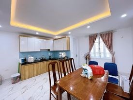 ẦN BÁN GẤP -PLÔ - VƯƠNG THỪA VŨ 40M x 6T- Ô TÔ TRÁNH- THANG MÁY- FULL NỘI THẤT- GIÁ 9.2 TỶ