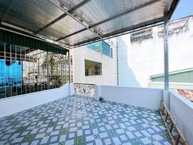 ẦN BÁN GẤP -PLÔ - VƯƠNG THỪA VŨ 40M x 6T- Ô TÔ TRÁNH- THANG MÁY- FULL NỘI THẤT- GIÁ 9.2 TỶ