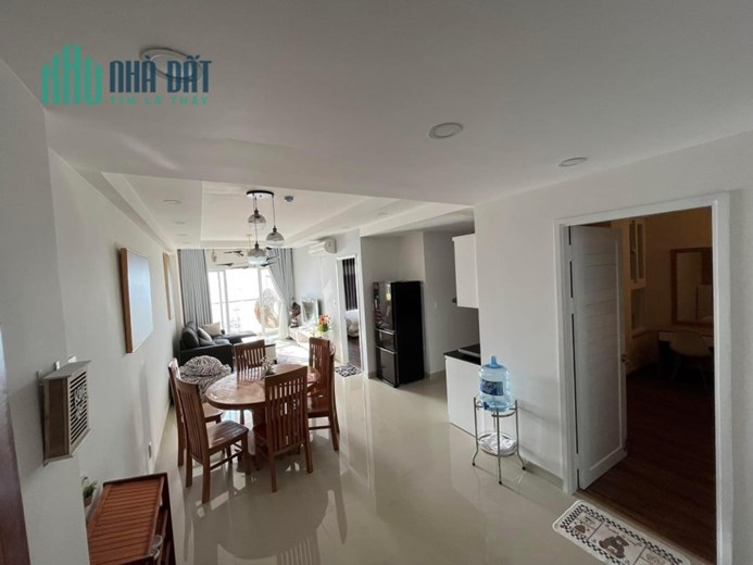 Cho thuê căn hộ 83,07m2 Có view biển, có 2PN, 2WC, 1 lô gia 1 ban công