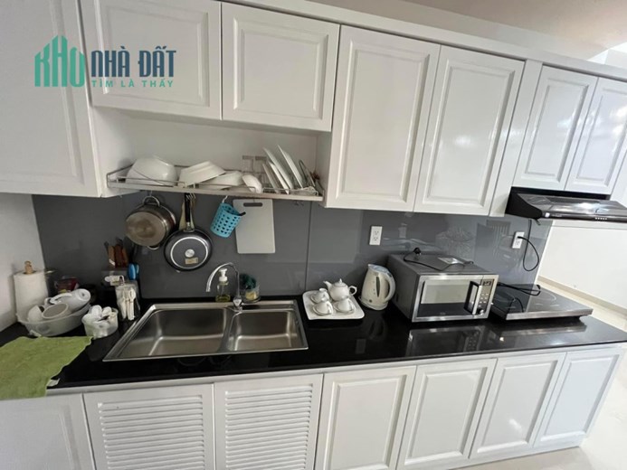 Cho thuê căn hộ 83,07m2 Có view biển, có 2PN, 2WC, 1 lô gia 1 ban công