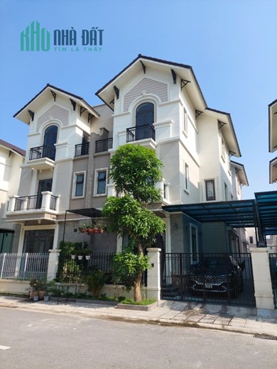 Biệt Thự Song Lập DT 135m xây 3 tầng hoàn thiện, giá chỉ 40r/m