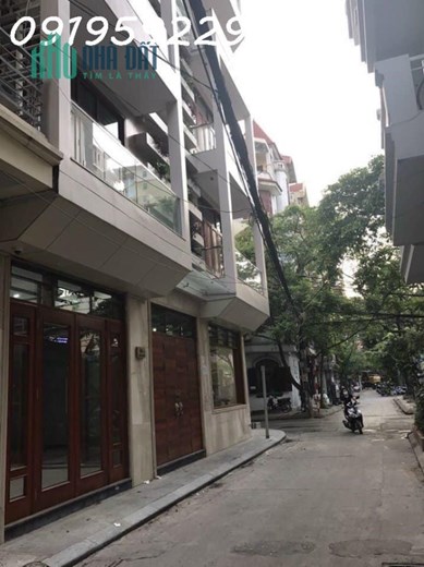 CHO THUÊ BIỆT THỰ LÔ GÓC PHỐ ĐỖ QUANG, CẦU GIẤY