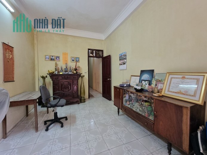Bán nhà Hoàng Sâm, Cầu Giấy. 52m2x4; giá 12.5 tỷ. Phương