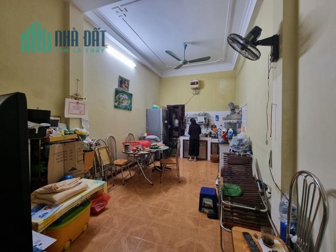 Bán nhà Hoàng Sâm, Cầu Giấy. 52m2x4; giá 12.5 tỷ. Phương