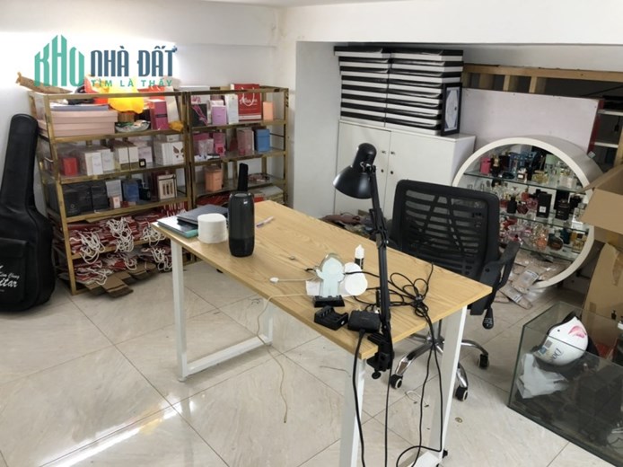 ÌNH THẠNH - HẺM XE TẢI THẲNG 1 TRỤC - 3 TẦNG - VUÔNG A4 - 30M RA MẶT TIỀN PHAN VĂN TRỊ - KHU SẦM