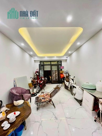 Chính chủ bán nhà Cát Linh 43m2 giá bán 4,8 tỷ gần ngã tư